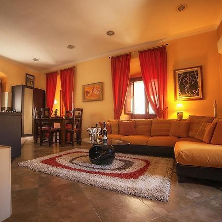 Luxury Home Bosa Apartment Exterior foto